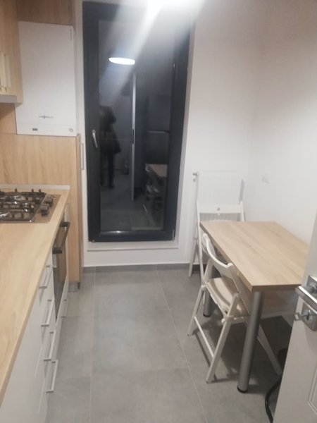 Plazza Mall, langa metrou Lujerului,